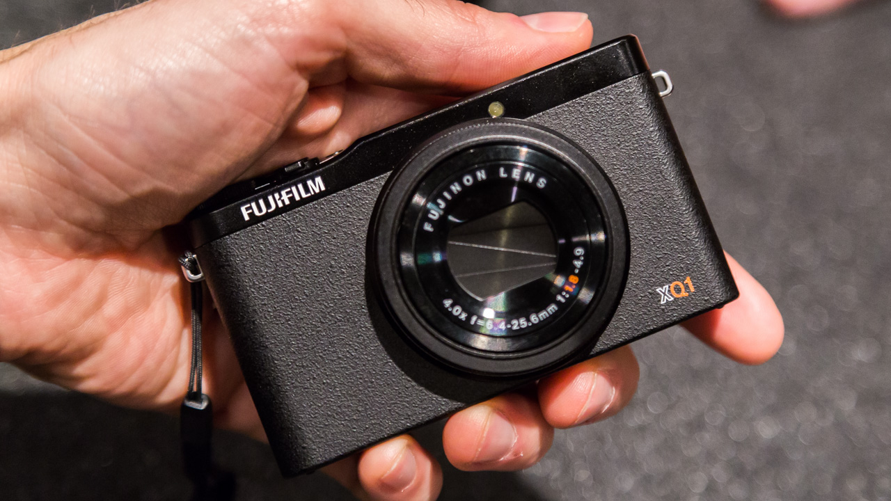 Fujifilm XQ1 Hands-On: A Canon Clone With Better Guts