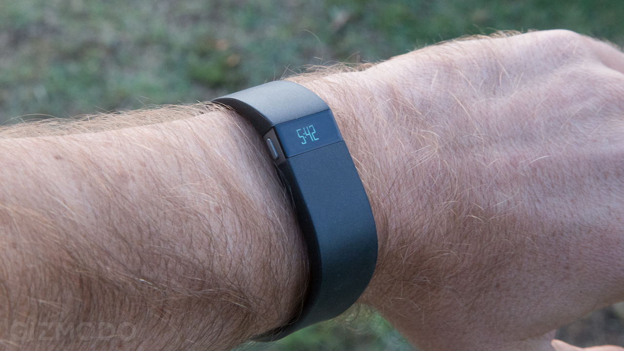 Fitbit Force Review: A Health Tracker You’d Actually Keep Wearing