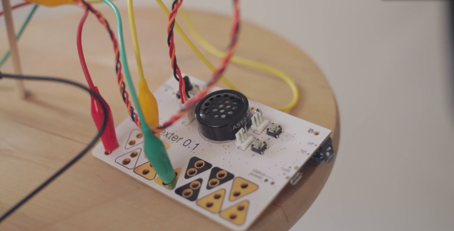 Discover Musical Instruments Everywhere With This Tiny Synthesiser