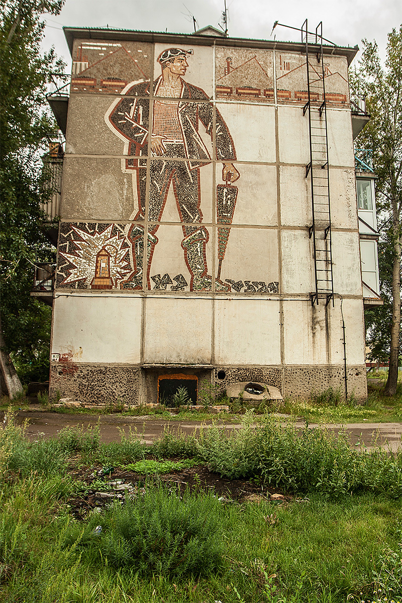 10 Decaying Giants That Still Guard The Spirit Of The Soviet Union