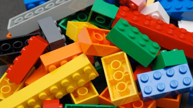 What Happens When You Throw Lego Bricks Into A Washing Machine For Science