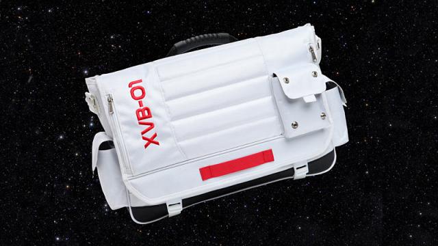 An Earthly Messenger Bag That Looks Ready For A Space Walk