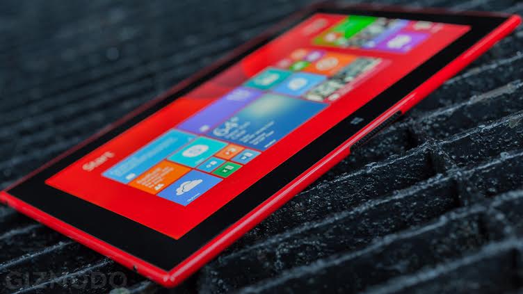 Nokia Lumia 2520 Review: Not Much More Than A Pretty Face