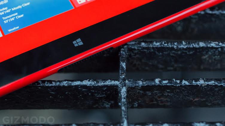 Nokia Lumia 2520 Review: Not Much More Than A Pretty Face