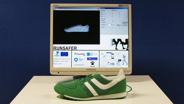 Avoid Injuries With Smart Sneakers That Tell You How To Run Properly