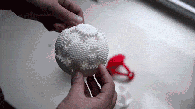 Mind-Boggling Spherical Gear Made From 3D-Printed Moving Parts