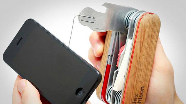 A Better Multitool Adds A Napkin Holder, Spritzer, And Flash Drive