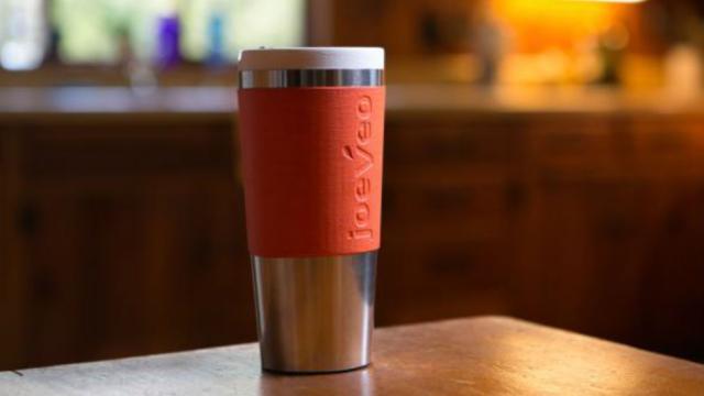 This Goldilocks Mug Will Keep Your Coffee At The Right Temperature