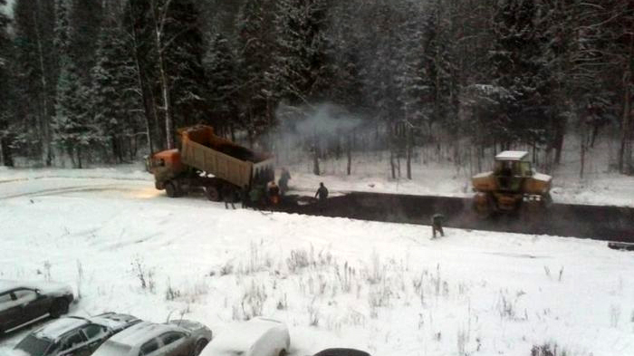 Why Do Russians Pour Asphalt Over Snowed Roads Instead Of Plowing Them?