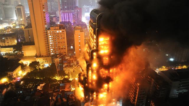 Almost 400 Chinese Firefighters Battle Tower Blaze