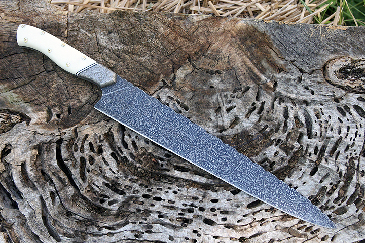 A Beginner’s Guide To Buying Custom Kitchen Knives