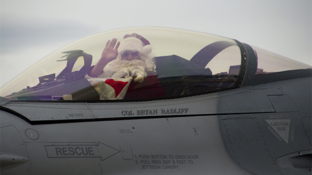 So This Is How Santa Claus Delivers All Those Presents (In An F-16!)
