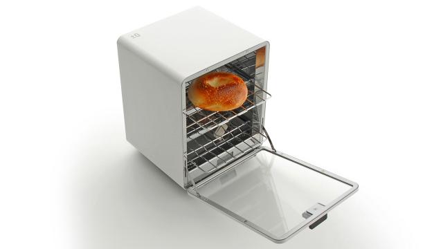 This Super Compact Toaster Oven Isn’t Just For Bachelors