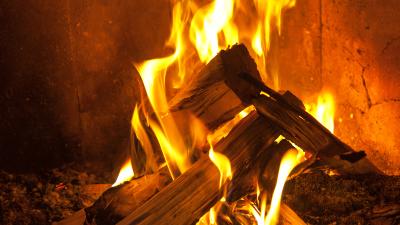 How To Build A Perfect Fire, Without Burning Down The House