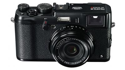 Fujifilm Dresses Its Awesome X100S In Black