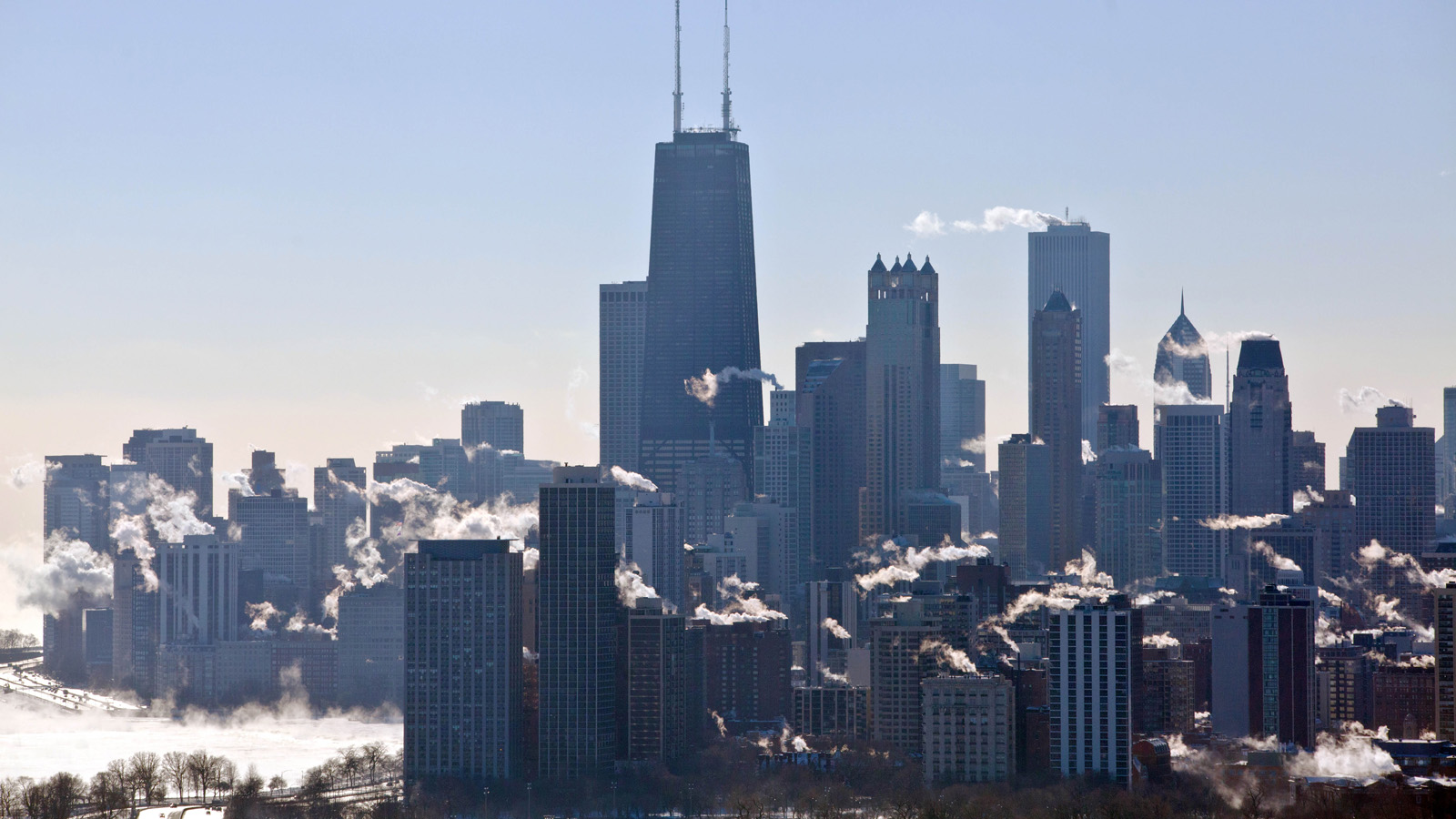 21 Pictures Of Chicago’s Modern-Day Ice Age