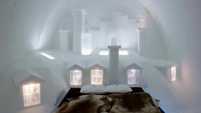 Architects Carve Out Parisian Skyline In Sweden’s Icehotel