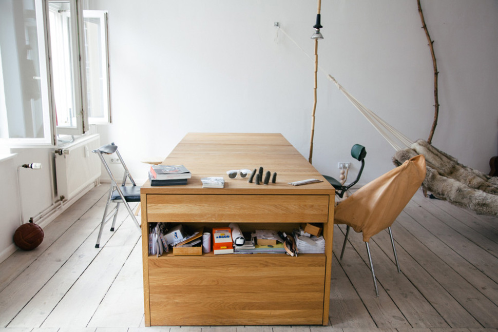 Screw Your Murphy Bed, This One Flips Over Into A Desk