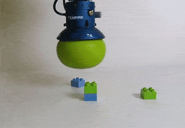 These Spherical Robot ‘Hands’ Let You Build Things With Balls