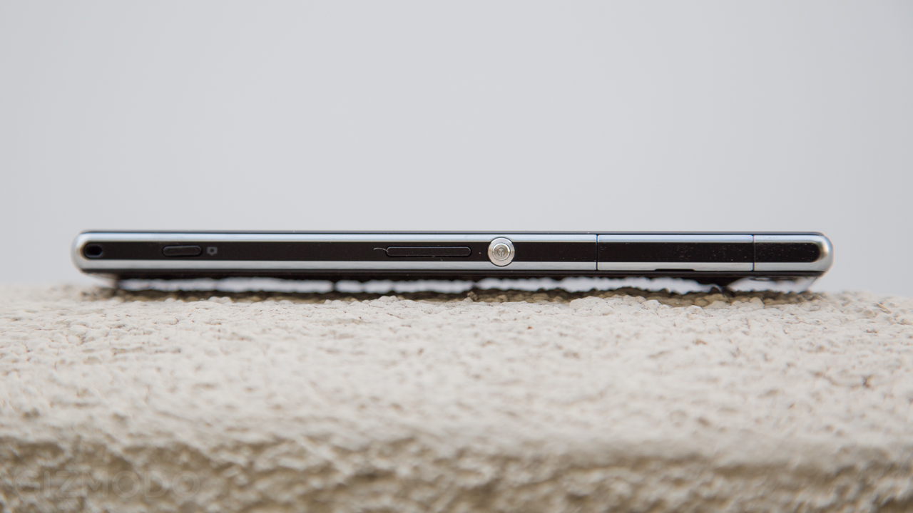 Sony Xperia Z1S Review: Big Camera In A Sleek Package