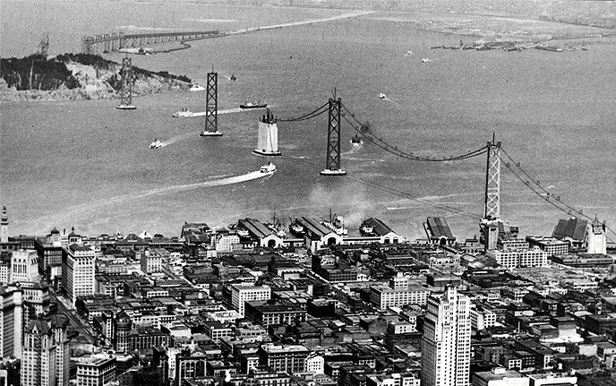13 Nail-Biting Images Of San Francisco’s Bay Bridge Under Construction