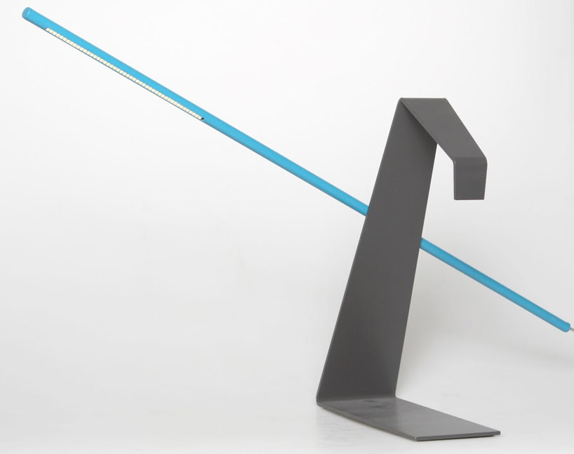 Reconfigure This Lamp’s Magnetic Arm For Light Exactly Where You Want It