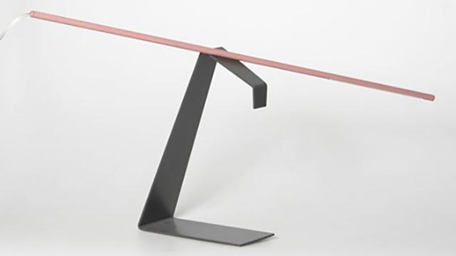 Reconfigure This Lamp’s Magnetic Arm For Light Exactly Where You Want It