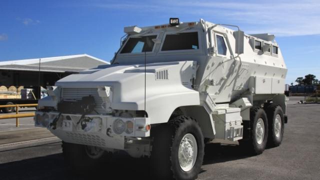 NASA’s Astronaut Escape Plan Uses Hand-Me-Down Army Trucks