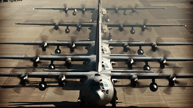 Briefly: Waiting In Line Looks Cooler When Five Hercules Aircraft Do It