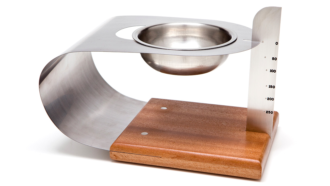 This Analogue Kitchen Scale Could Double As A Catapult