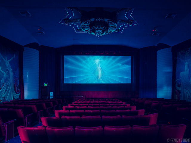Photos Of Movie Theatres Show The Former Grandeur Of Cinema