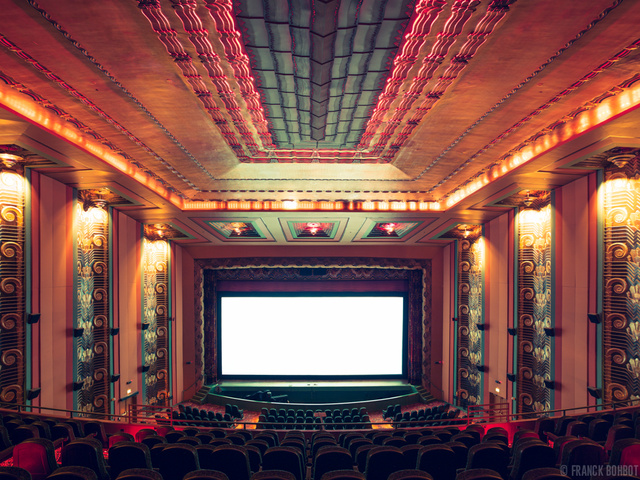 Photos Of Movie Theatres Show The Former Grandeur Of Cinema