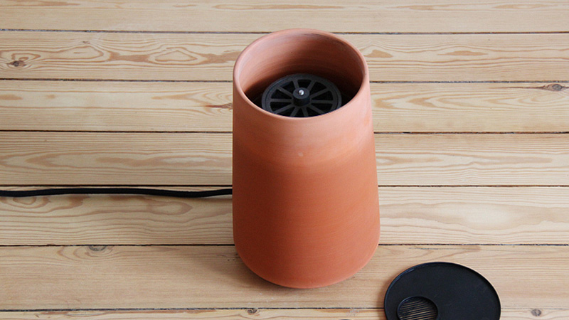 A Simple Clay Pot Could Replace Your Noisy Air Conditioner