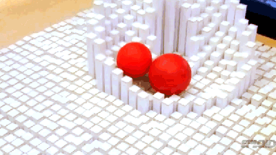 New Awesome Videos Show How Mesmerising That Morphing Table Is