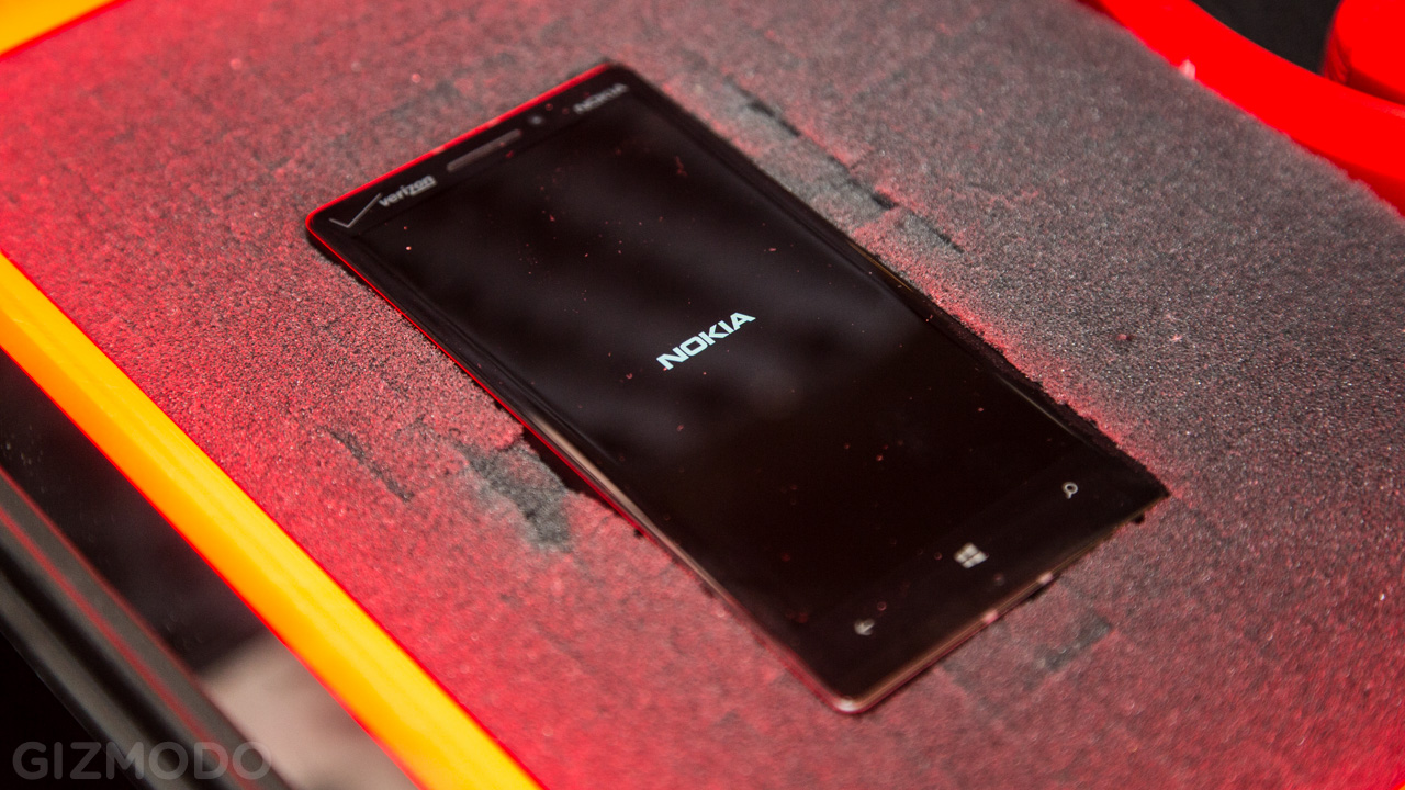 Nokia Lumia Icon: No Time For A Review, But The Box It Came In Is Nuts