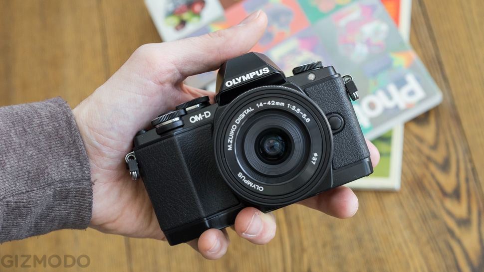 Olympus OM-D E-M10 Review: A Classic Camera Made Adorably Small