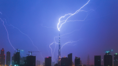 What It Looks Like When Lightning Strikes The World’s Tallest Building