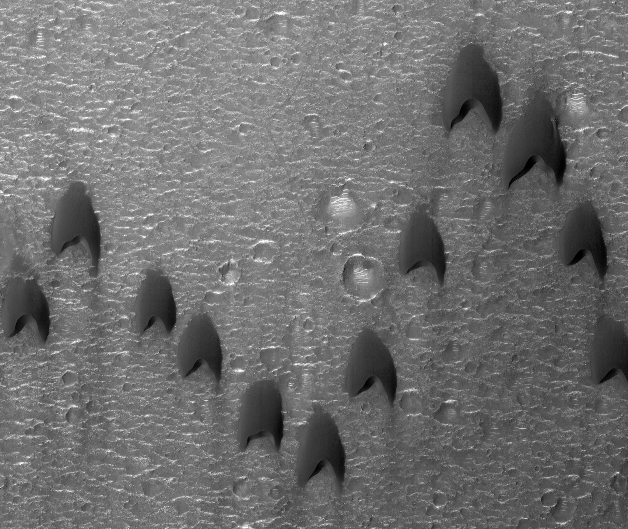 Mars Dunes So Perfect They Look Like Starfleet Logos