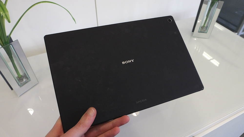 Sony Xperia Z2 Tablet Hands-On: A Familiar Waterproof Monolith