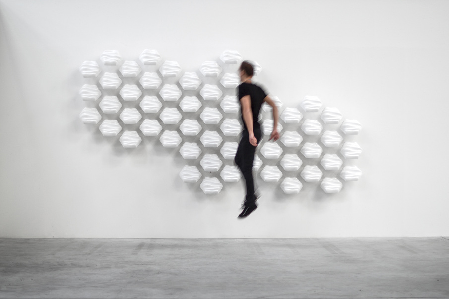 Make Like Magneto And Control This Responsive Wall With Only Gestures