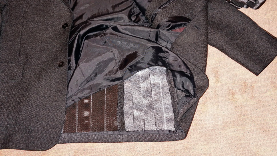 If You Want To Be Immune To Tasers Just Wear Carbon Fibre Clothing