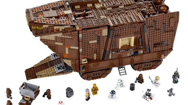 Behold The New 3,296-Piece Lego Star Wars Sandcrawler!