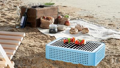 This Is Definitely The Classiest Portable Barbecue You’ll Ever See