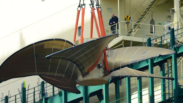 This Five-Bladed Behemoth Is The World’s Largest Cargo Ship Propeller