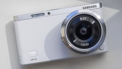 Samsung NX Mini: A Tiny New Camera System For The Selfie Generation