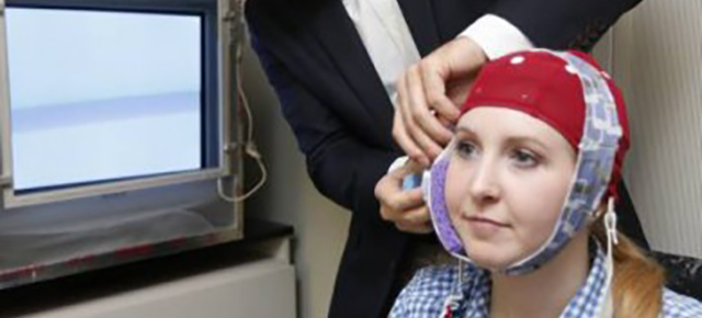 Brain-Buzzing Thinking Cap Can Make You Smarter Or Dumber