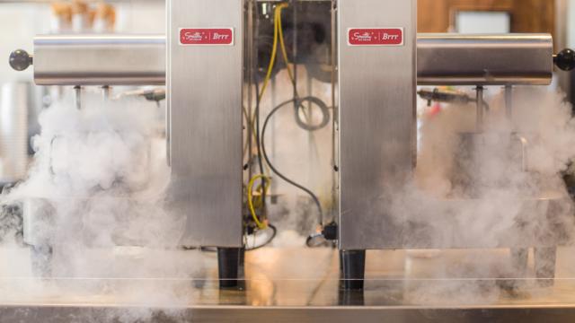 The Futuristic Liquid Nitrogen Machine That Makes Ice Cream To Order