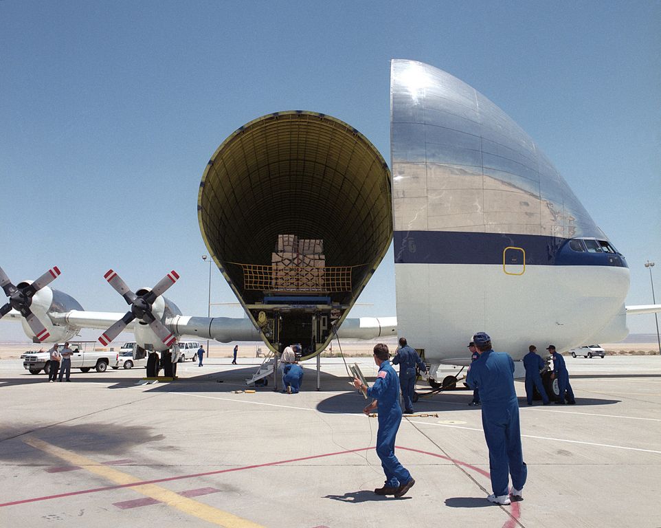 This Super Cargo Plane Carries NASA’s Biggest Loads