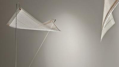 An LED Lamp That Floats Like A Sheet Of Paper