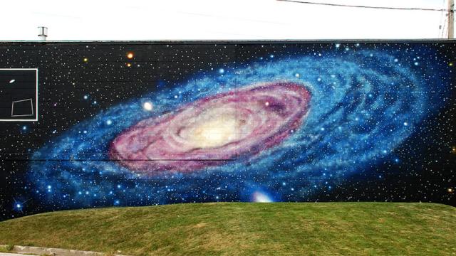 Every City Deserves Space Murals This Gorgeous